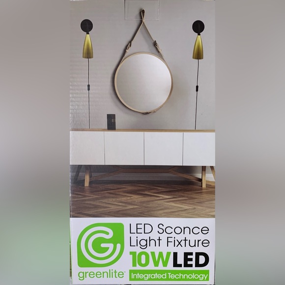 New Green light led light fixture - Picture 2 of 2